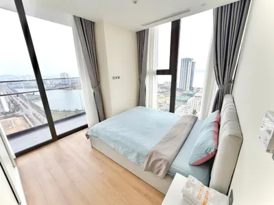 Dreizimmerapartment mit Meerblick — Homestay Ha Long - Bai Chay